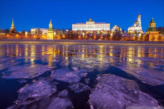 Москву сковали льды