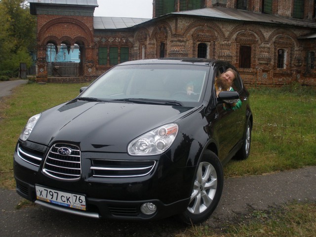 В Ярославле монахини приценились к авто за 2 млн рублей