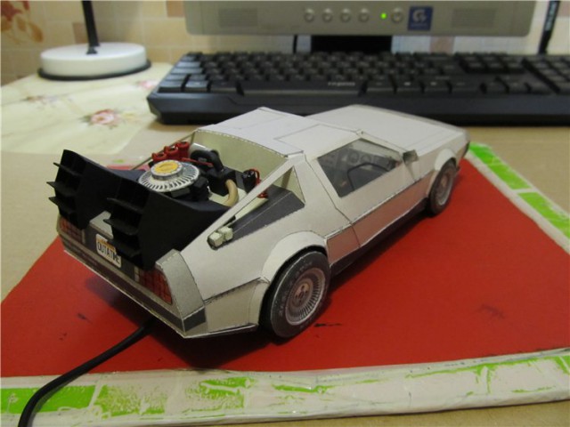 DeLorean DMC-12