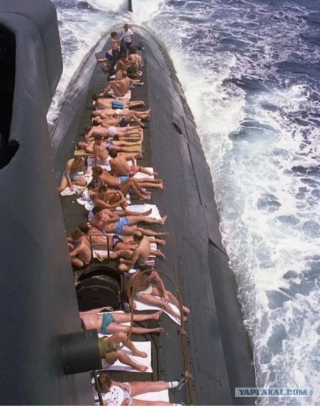 Как отдыхают моряки-подводники во время длительного плавания?
