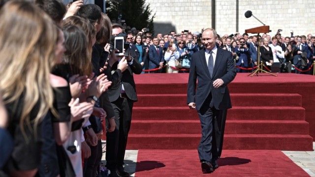 Госдеп заявил, что CША признают Владимира Путина президентом России