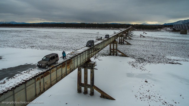 Один из самых опасных мостов в мире