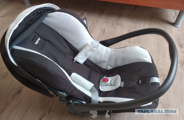 продам автокресло с базой isofix Inglesina 0-13кг СПб