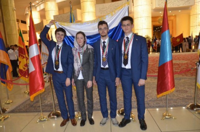 Сборная российских школьников завоевала три золота и одно серебро на 29-й Международной биологической олимпиаде