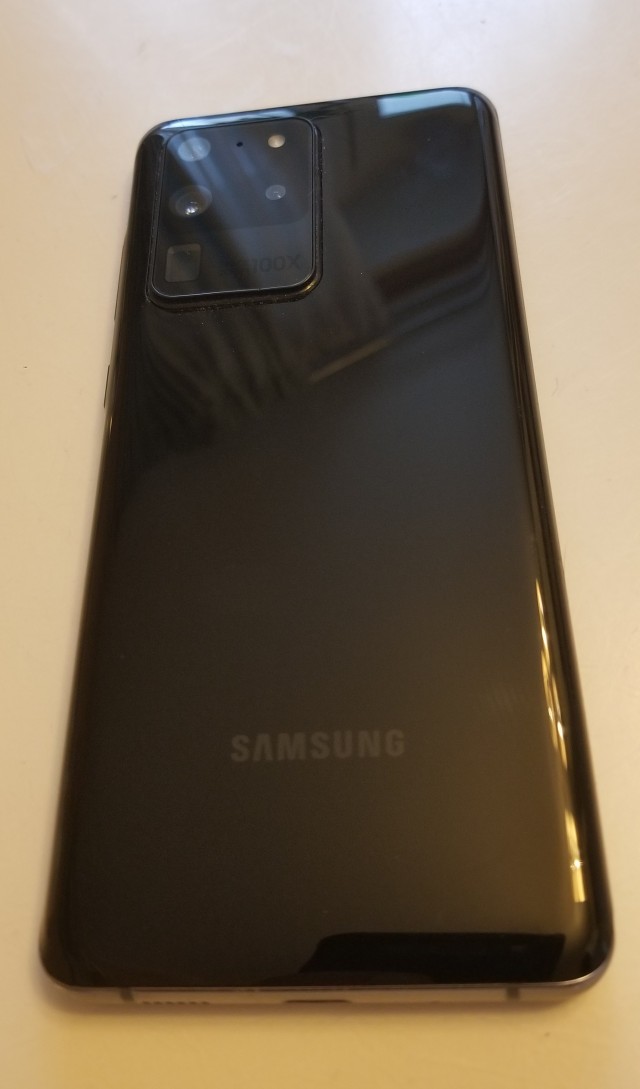 Продаю Samsung S20 ultra 12/128 г. Москва