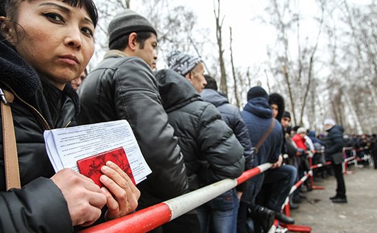 МВД предложило обязать мигрантов возмещать затраты на депортацию из России