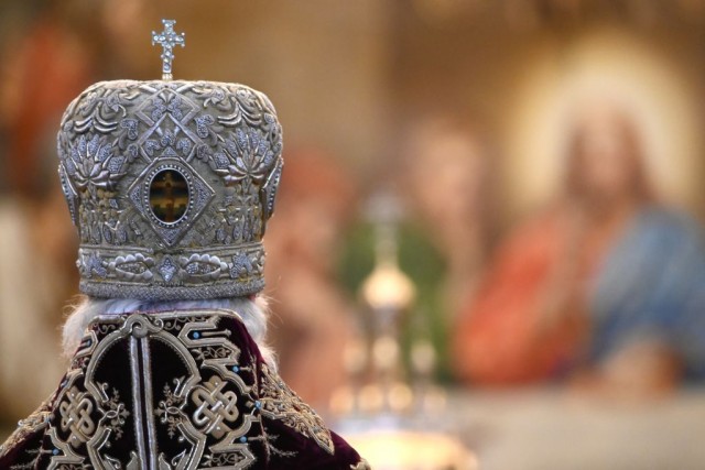 Патриарх Кирилл счел коронавирус божьей милостью и путем к богу