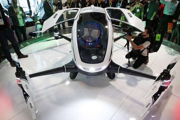 В Китае сделали первый пассажирский дрон