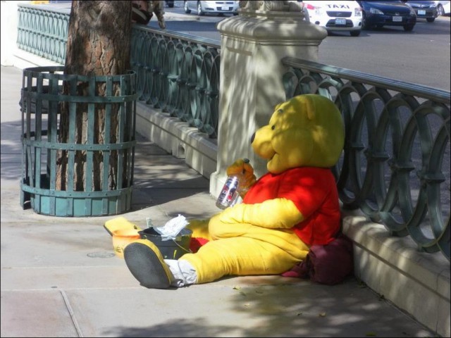 Винни-пух vs. Winnie-the-Pooh