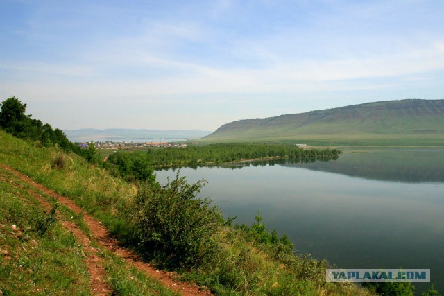 В краю голубых озёр