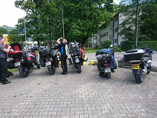 Первый заграндальняк на мотоциклах Vulcan 400 и YBR 125. Часть 2: Зальцбург - Мюнхен - Швангау - Канацеи