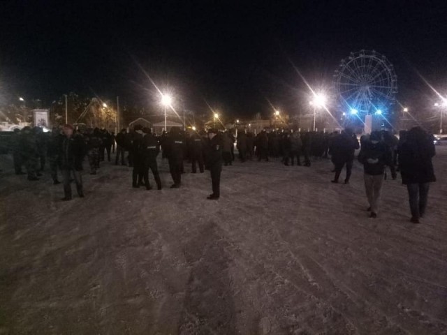 В Якутске организовали стихийный антимигрантский митинг