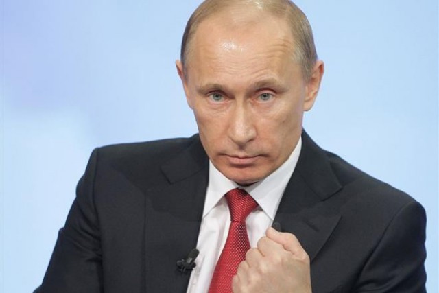 Россияне стали прохладнее относиться к Путину