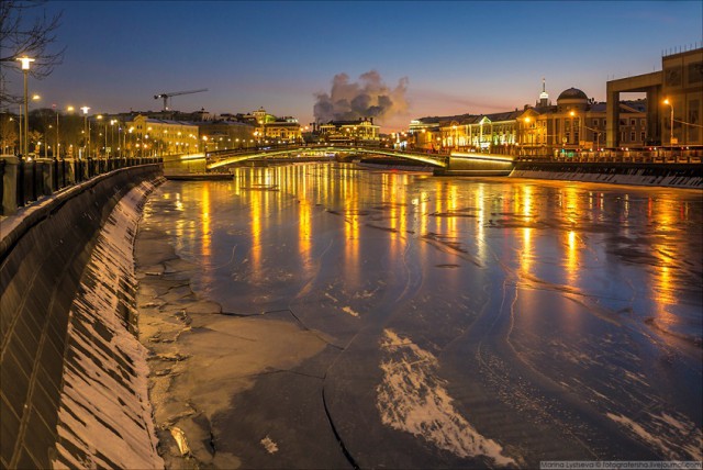 Москву сковали льды