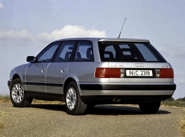 Сколько стоили новые Audi «бочка» и «шестисотый» W140