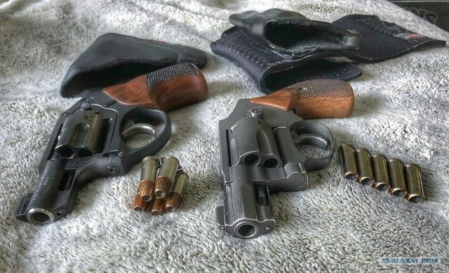 Пистолет или Револьвер? Что предпочесть, для самообороны в России?