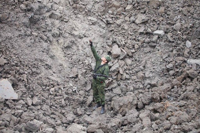 Мощнейший взрыв на окраине Донецка 16.06.15
