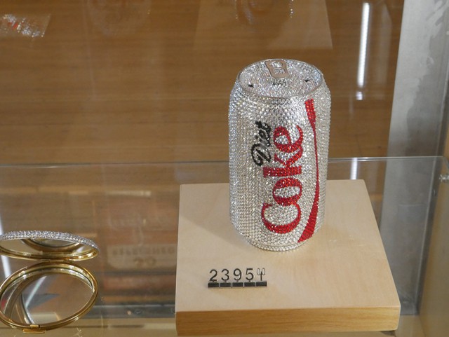 $2500 за банку колы. Мир Кока-Кола в США