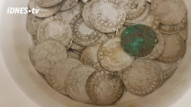 Топ10 нереальных кладов, тонны золота, древнее серебро и куча редких монет!