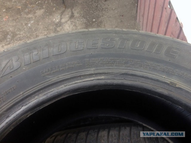 Bridgestone Dueler HP Sport 235/60R16