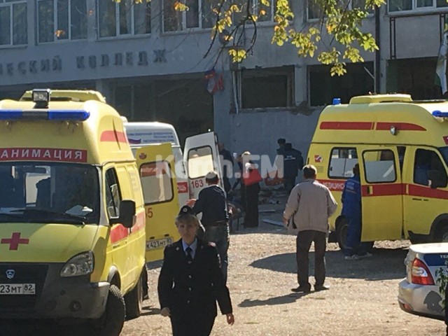 21 человек погибли и 50 пострадали в результате взрыва в колледже в Крыму