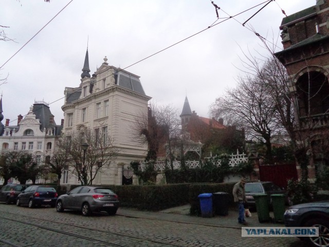 Есть в Антверпене улица...