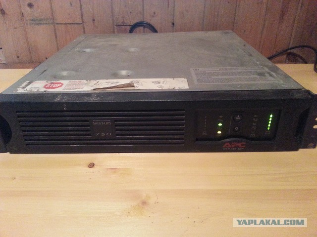 SMART UPS 750