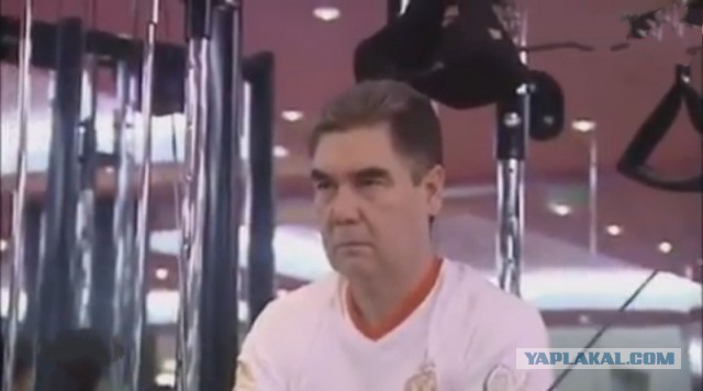 Президент Туркменистана раскритиковал спортивных чиновников