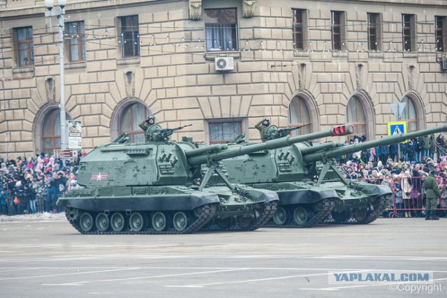 Военный парад в честь 75-летия Сталинградской победы в Волгограде