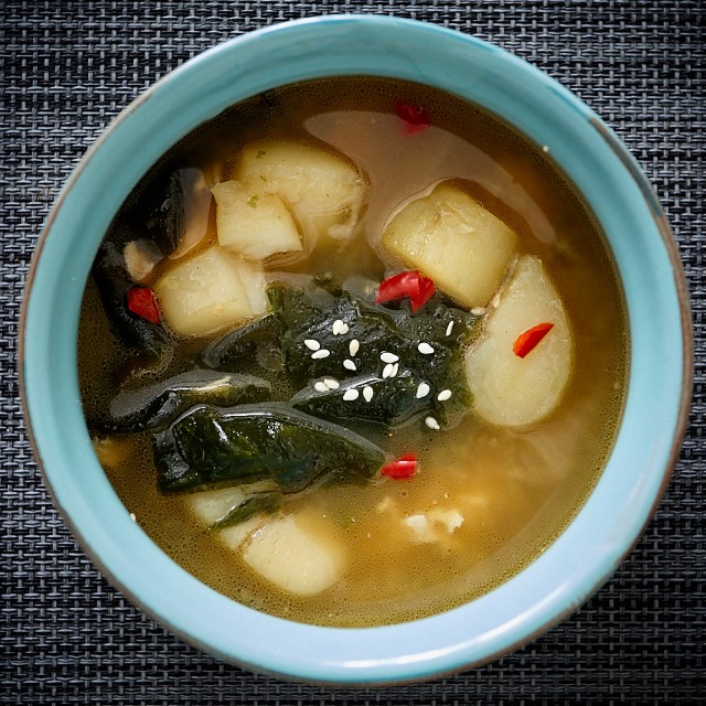 Готовим какой-то азиатский суп по-домашнему (технология!)