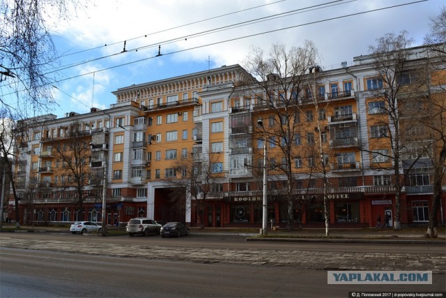 Знайте, что в Новокузнецке на ул. Металлургов 25, живёт урод