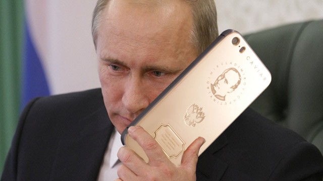 Путин покинул заседание Совета по культуре и искусству из-за телефонного звонка