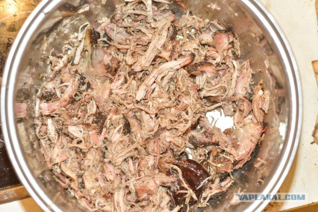 Свинина медленного горячего копчения по американски (BBQ Pulled Pork)