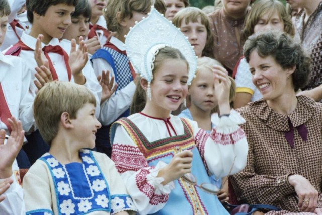 День в истории. 20 фотографий Саманты Смит и её путешествия по СССР