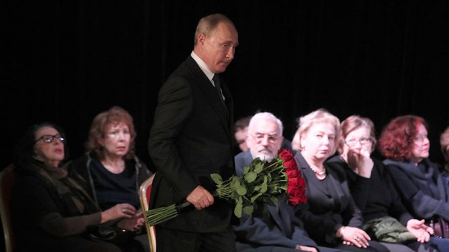 Людмилу Алексееву похоронят в США