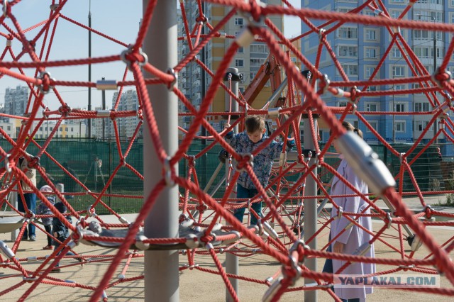 Детский парк, в котором нельзя играть детям или "Хочу извиниться перед администрацией Мурманска..."