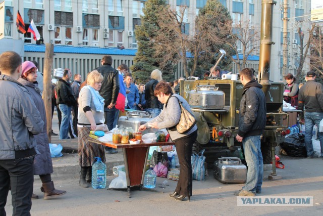 Митинг в Луганске.