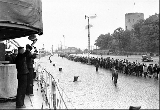 Присоединение Прибалтики к СССР в 1940 году в фотографиях