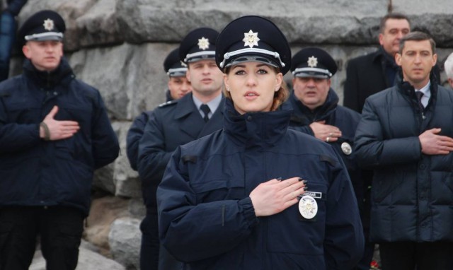 МВД Украины создаст патрульную полицию для работы в Крыму