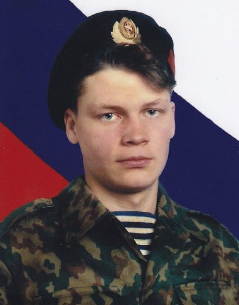 Осужденного за убийство трех чеченцев офицера Худякова поймали спустя 10 лет