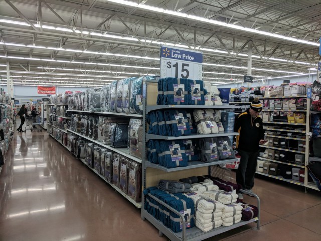 Покупка продуктов в США: сеть магазинов Walmart