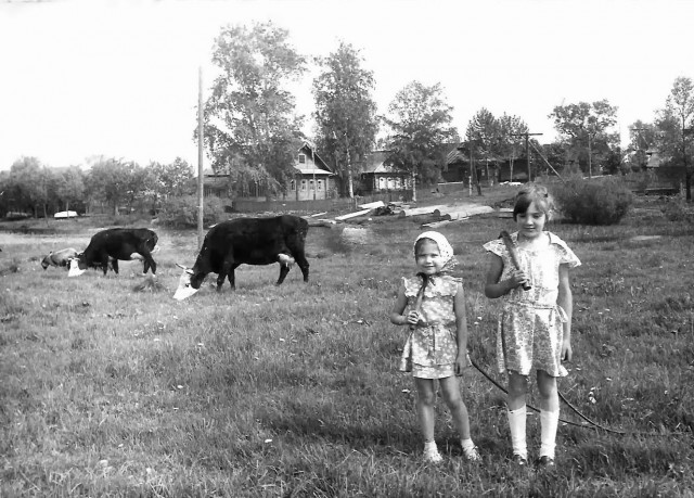 Немного фотографий из жизни одной деревни 70-е  -  80-е...