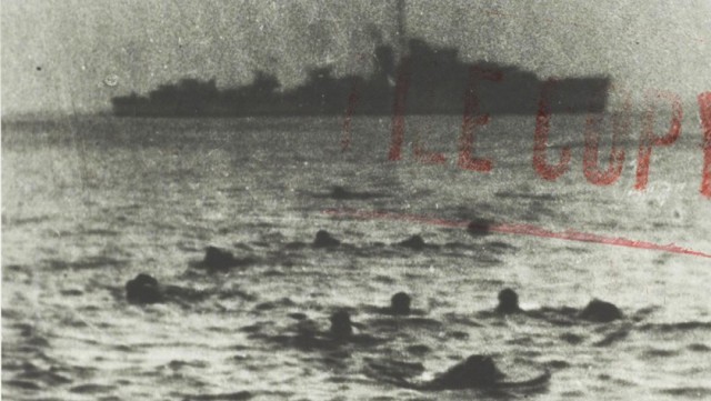 Бой между эсминцем и подводной лодкой снятый на камеру.Конвой « SC - 94 », Северная Атлантика.6 августа 1942 года