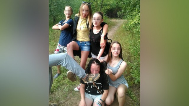 Школьники из Пермского края выложили в Сеть фото издевательств над сверстницей