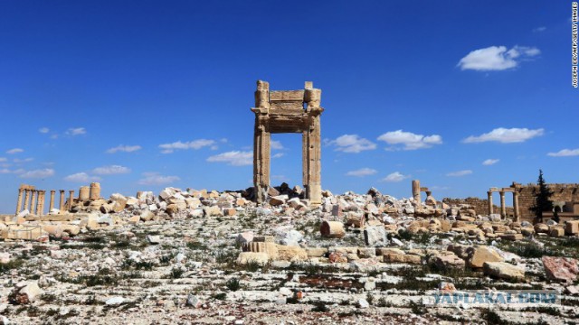 Сирийские власти признали утрату контроля над Пальмирой