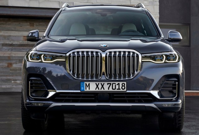 BMW X7 - Высший хищник в линейке BMW! Полный лакшери!