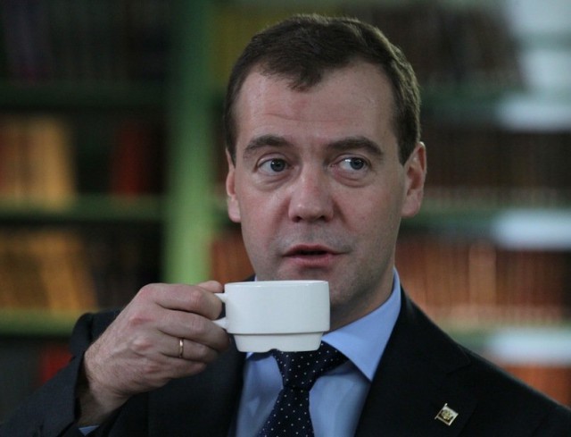 Медведев предложил переименовать кофе американо в «русиано»