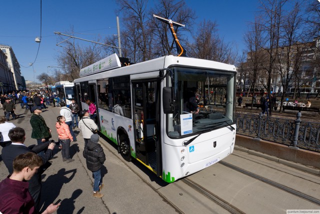 Во Львове показали украинский электробус
