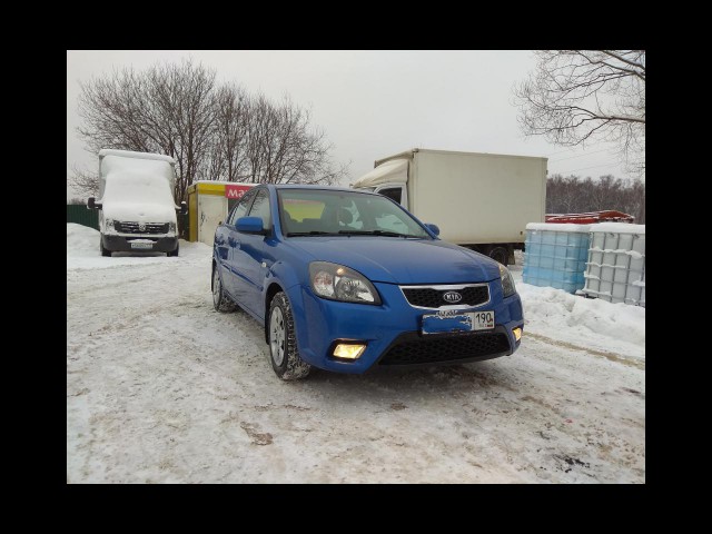 Продаю Kia Rio