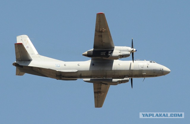 Российский транспортный самолет Ан-26 потерпел крушение в Сирии, 32 человека погибли